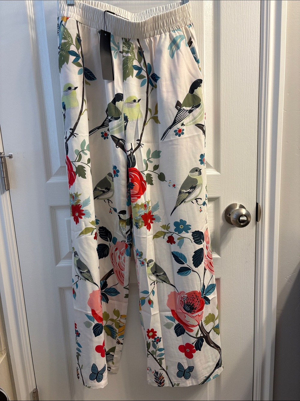 White Floral & Bird Wide-Leg Lounge Pants